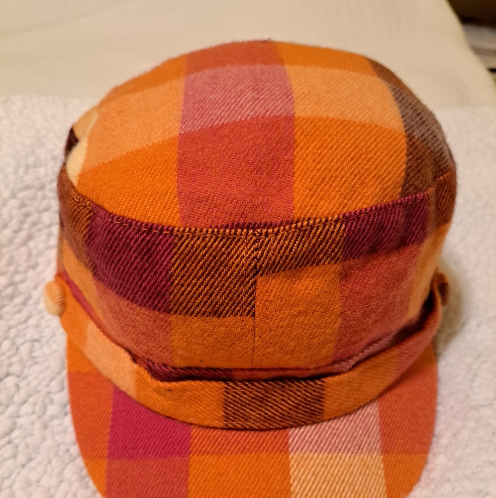 BEAUTIFUL DAVID & YOUNG HAT